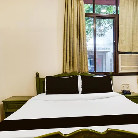 Super Townhouse Oak Prabhat Road Yerandwane Exterior photo